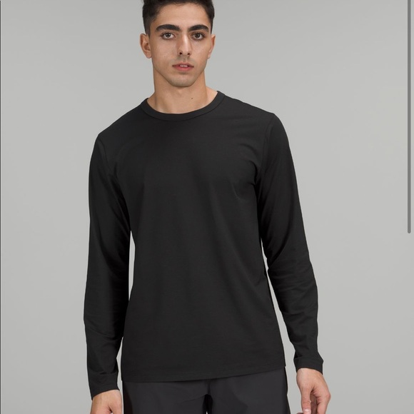 lululemon athletica Other - Lululemon Mens Fundamental Long Sleeve Tee In Black size Large Good Condition